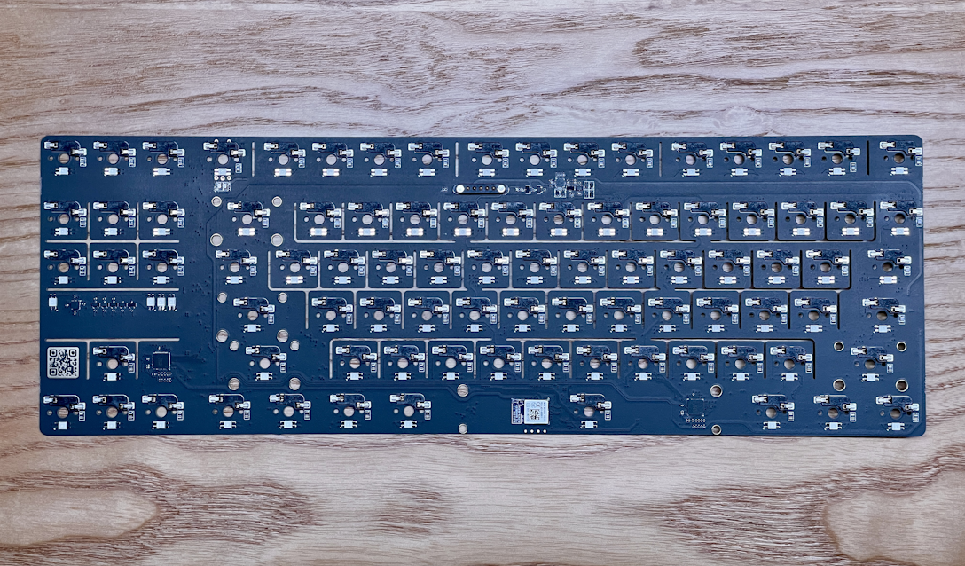 PCB底视图